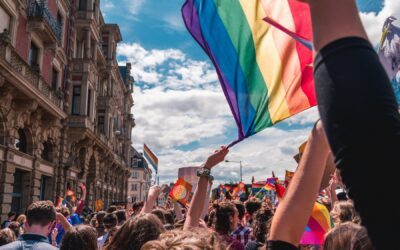 Besoin d’aide pour créer votre char à la gay pride de Paris 2026 ?